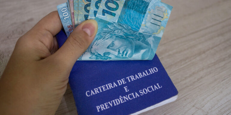 Crédito do Trabalhador já liberou quase R$ 15,9 bilhões em empréstimos